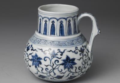 图片[2]-Tankard with flowers in underglaze blue, Ming dynasty, Xuande reign, 1426-1435-China Archive